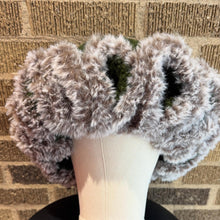 Load image into Gallery viewer, Bougie Brim- Green
